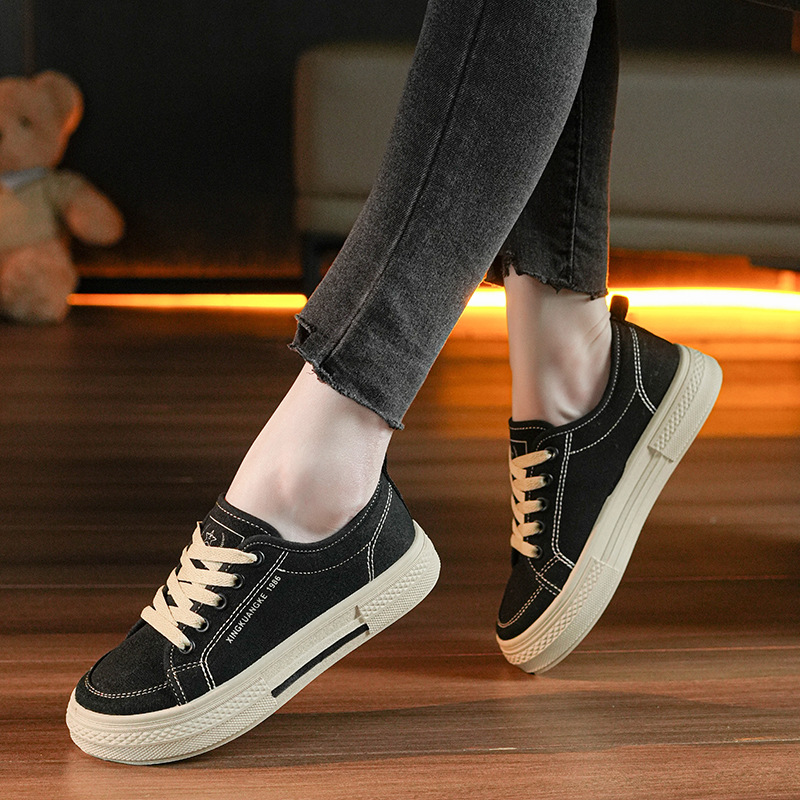 รองเท้าผ้าใบแบบสวมพื้นเรียบ รุ - Vans Shoes Old Skool บทวิจารณ์และราคา